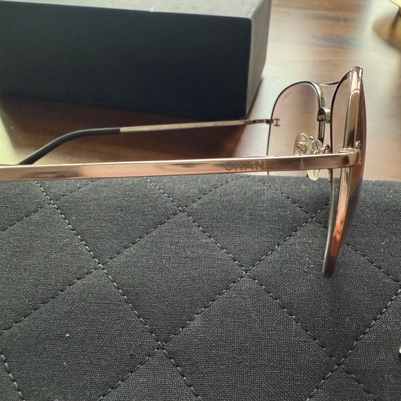 Chanel Pilot Sunglasses - Picture 4 of 4